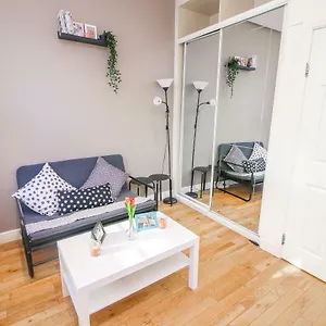 Flat Near Liverpool St & Shoreditch London. London